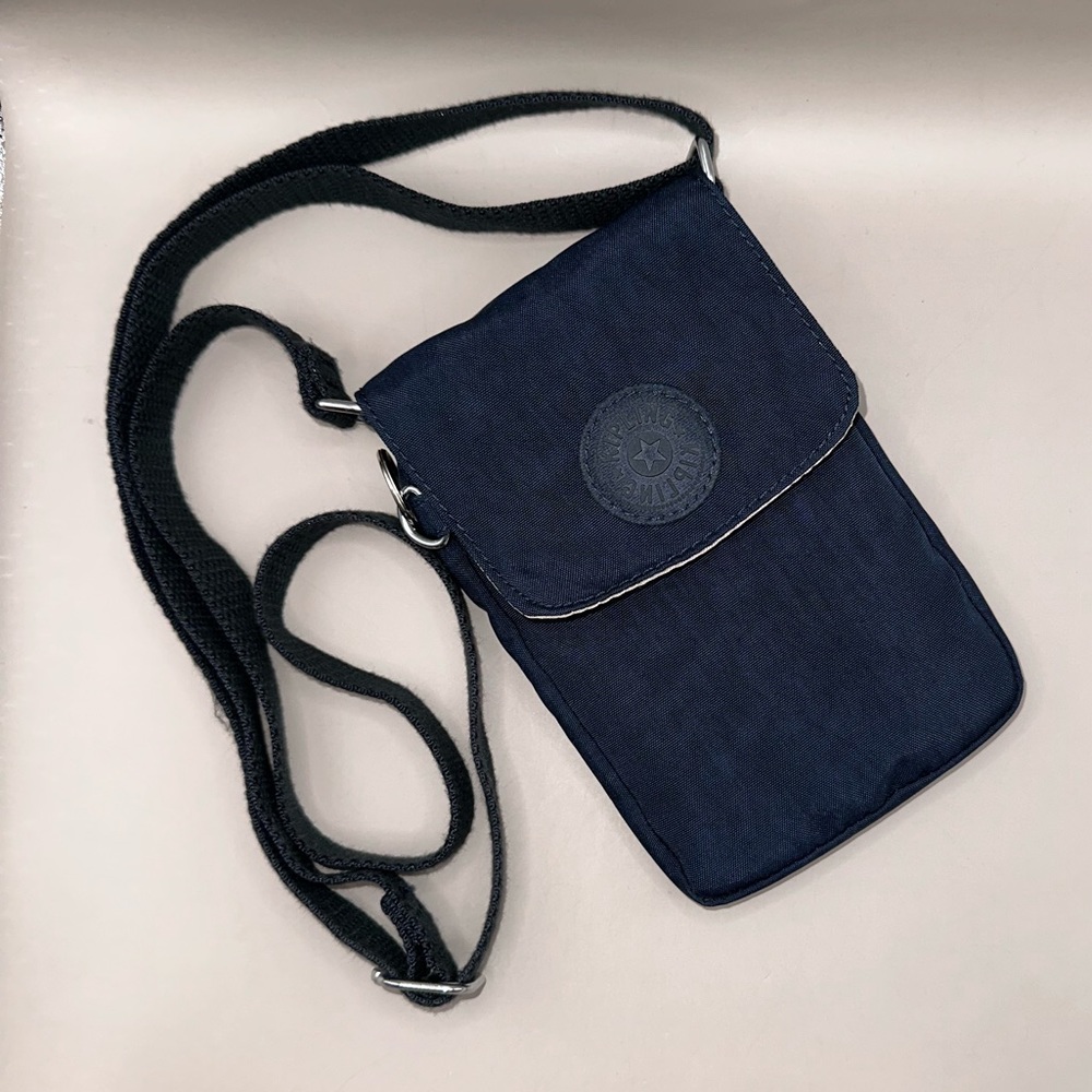 EUC Kipling Tissy Crossbody Phone Bag